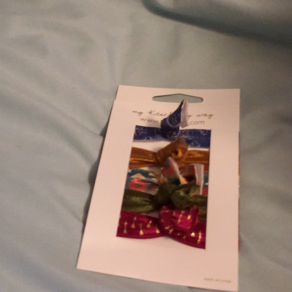 POSHMARK ERROR (Poshmark duplicated my listing and this item already sold) - Picture 4 of 5